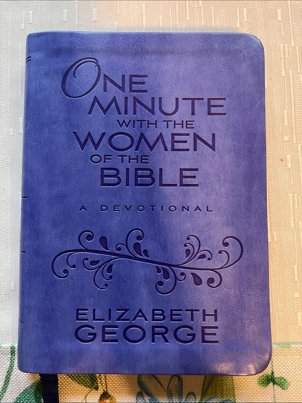 One Minute with the Women of the Bible